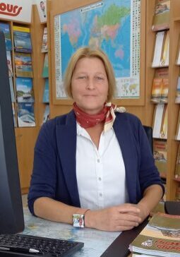 Frankfurt_Dzewas-Ulrike_2021_web