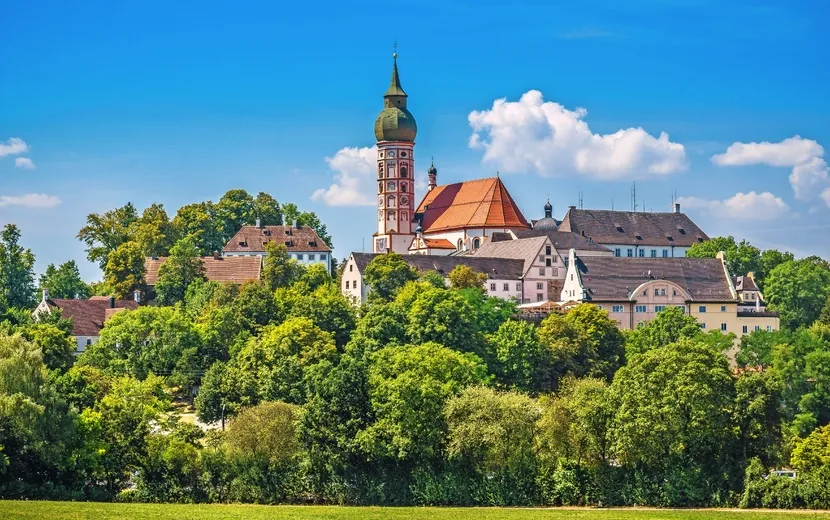 Kloster Andechs im Sommer, Kreis Starnberg, Oberbayern, Deutschland