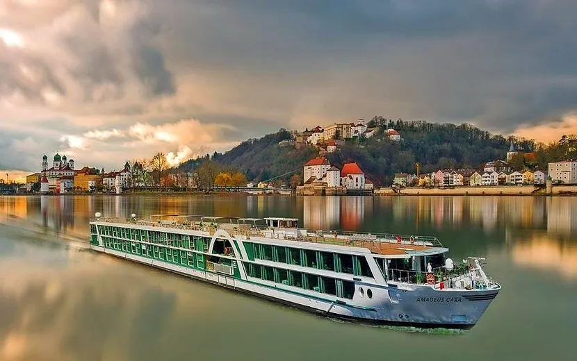 Lüftner Cruises