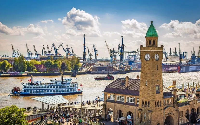 Hamburg, Landungsbrücken