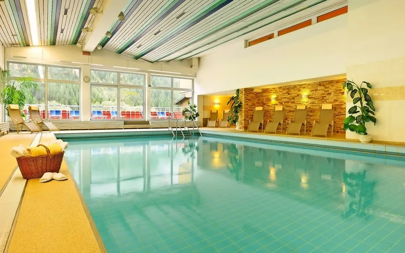 Aparthotel Kleinwalsertal, Indoor Pool