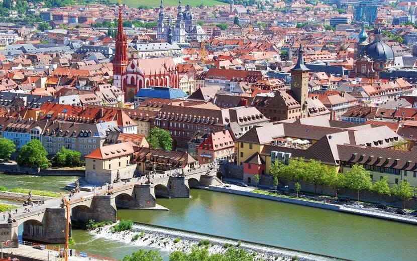 Der Main bei Würzburg