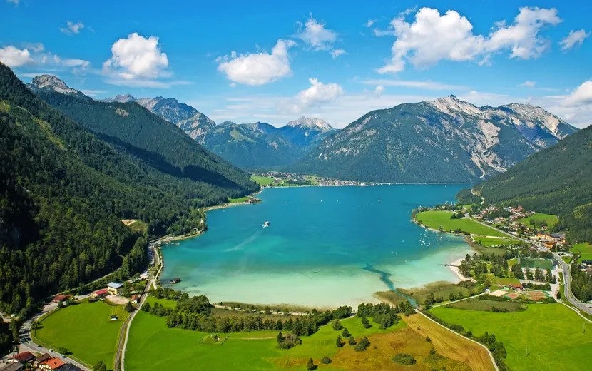 Achensee, Vogelperspektive / Luftbild vom Achensee in Tirol (Österreich)