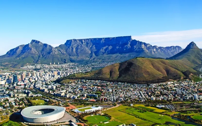 Luftaufnahme von Tafelberg in Kapstadt, Südafrika