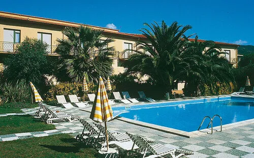 Hotel Barracuda Pool
