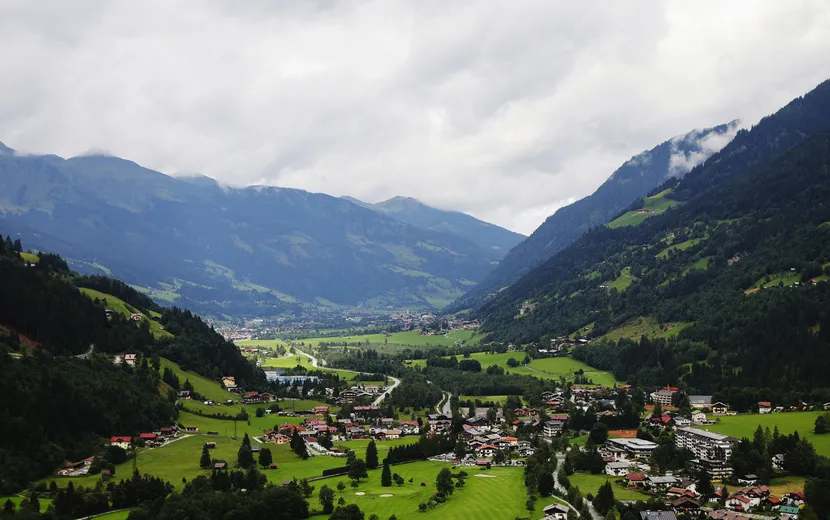  Panorama des Gasteinertals von Bad Gastein aus