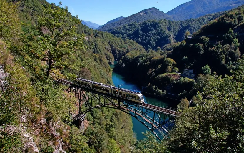 Centovallibahn
