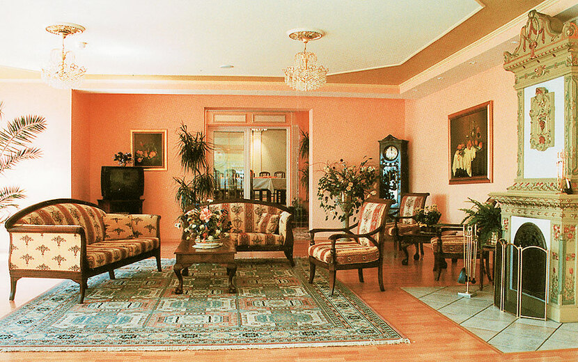 Hotel Renusz, Rezeption