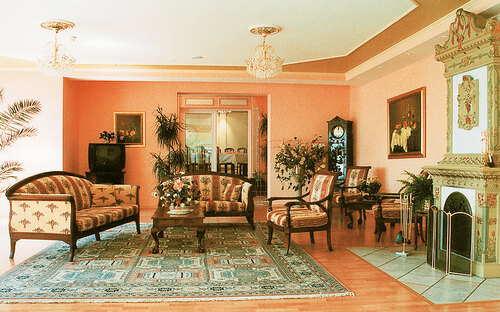 Hotel Renusz, Rezeption