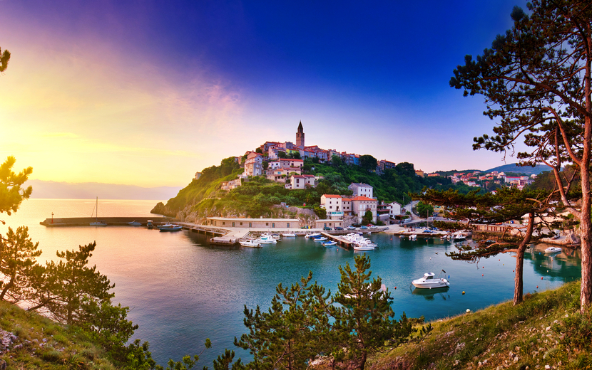 Vrbnik auf der Insel Krk in der Kvarner Bucht, Kroatien