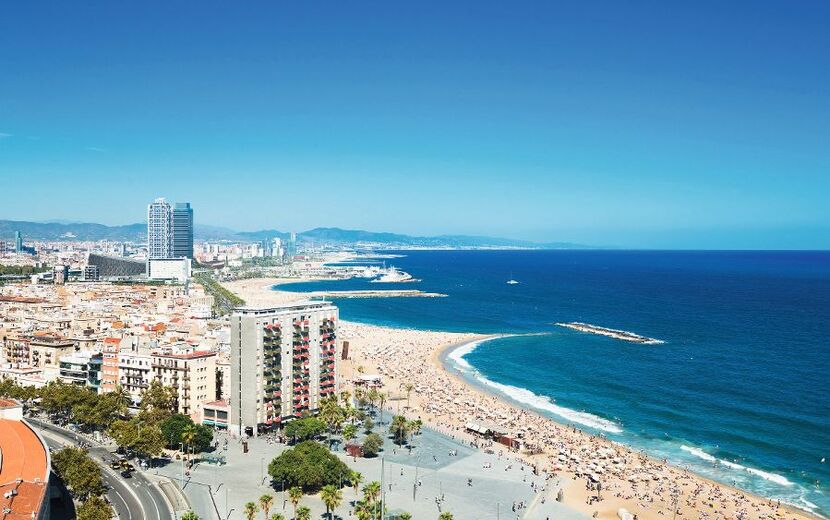 Barceloneta Strand in Barcelona,Spanien