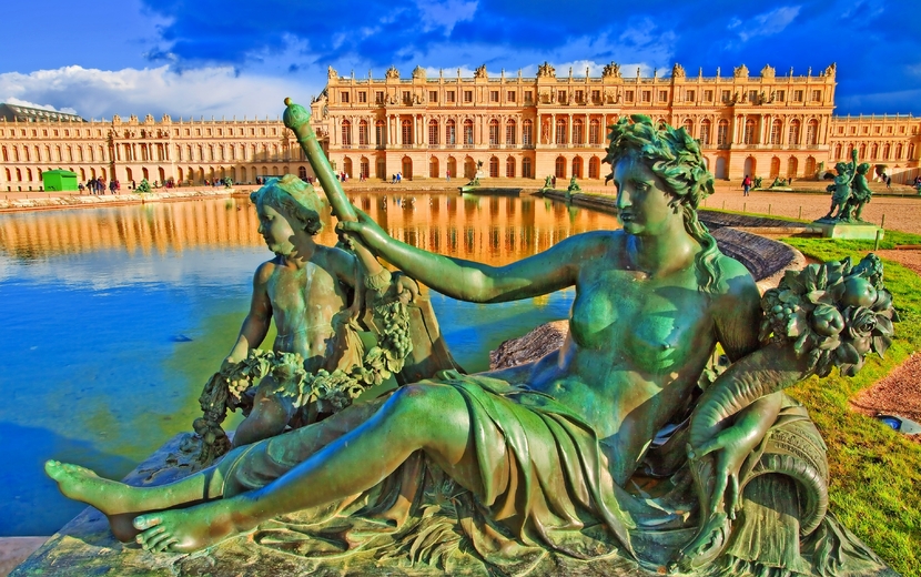 Versailles