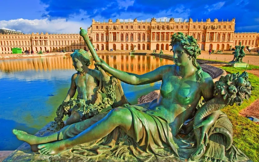 Versailles
