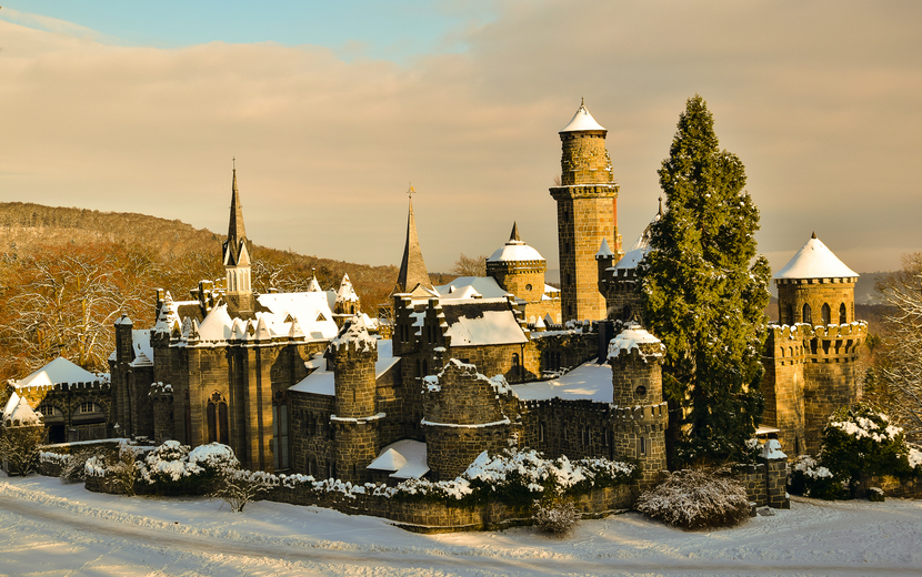 Löwenburg in Kassel als Briefmarke 2016