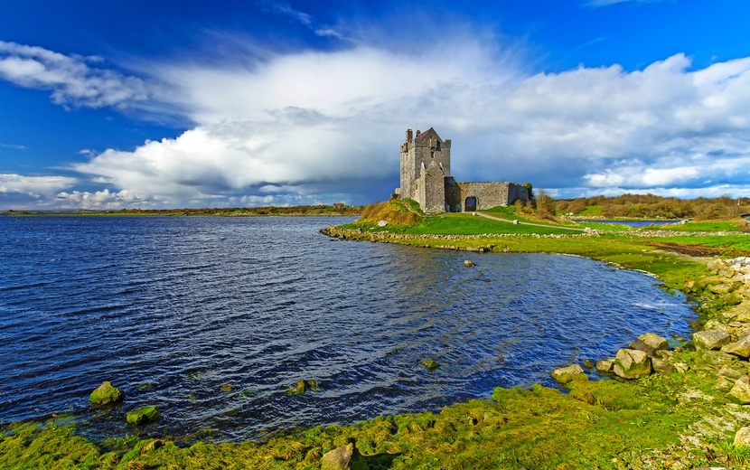 Dunguaire Schloss, Galway, Irland